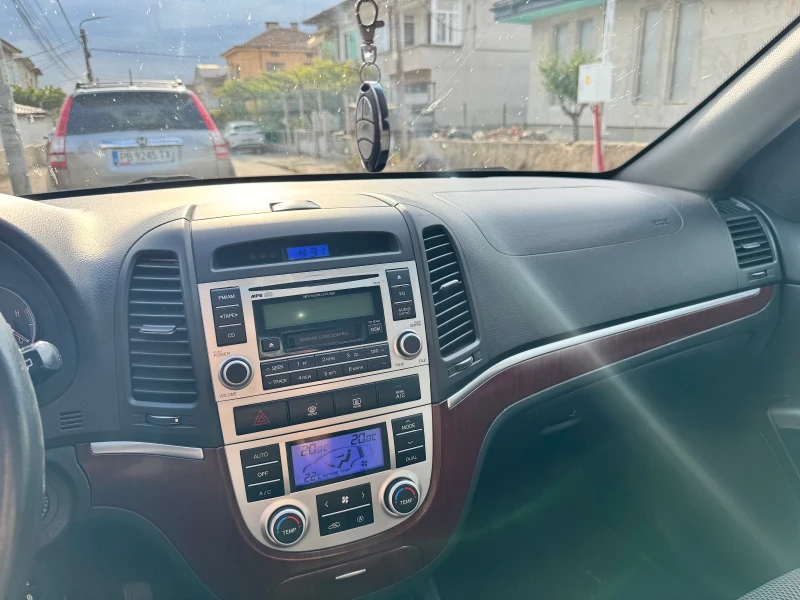 Hyundai Santa fe 2.2 CRDI Auto, 6+ 1, снимка 3 - Автомобили и джипове - 52149760