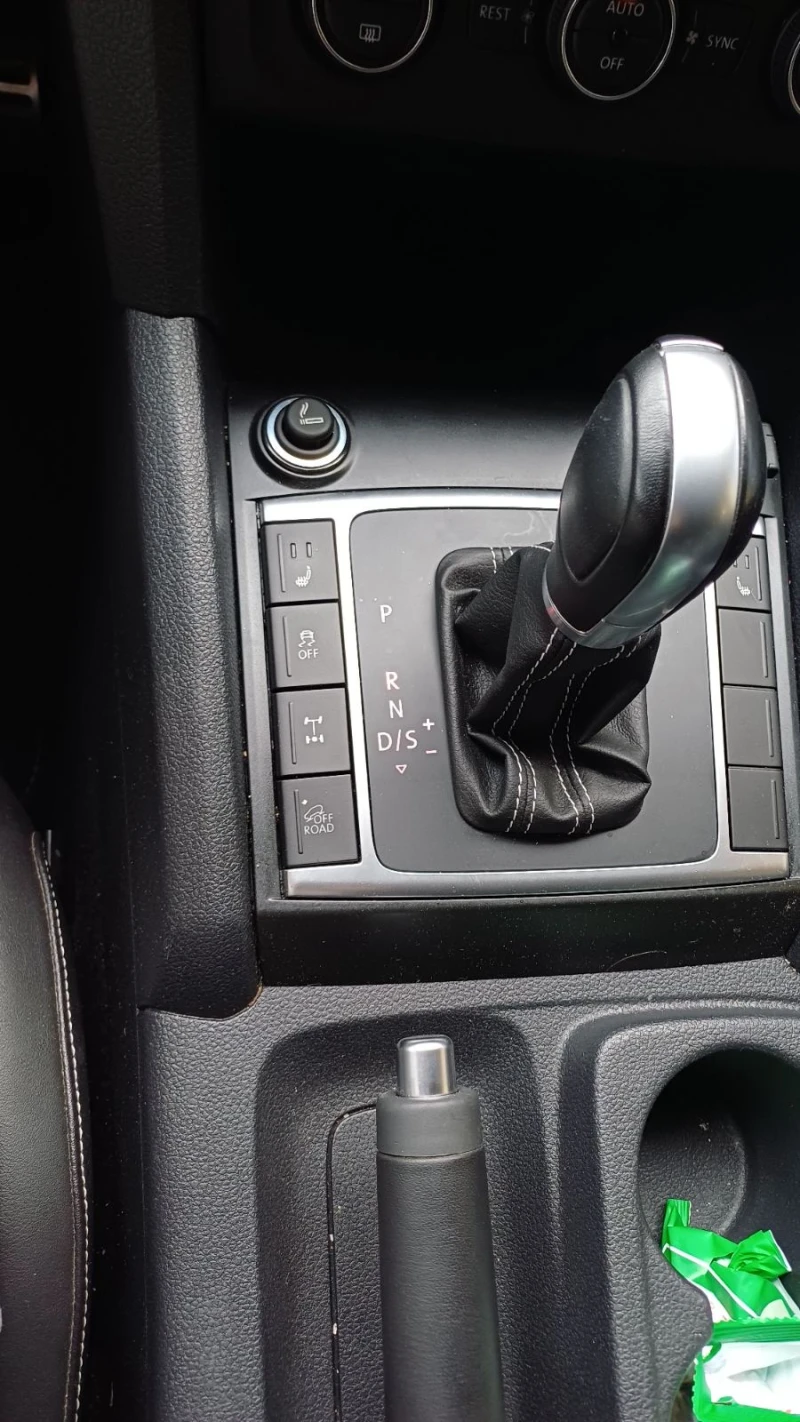 VW Amarok, снимка 9 - Автомобили и джипове - 52254118