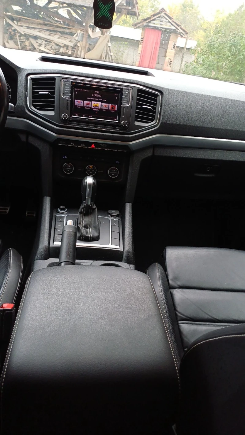 VW Amarok, снимка 12 - Автомобили и джипове - 52254118