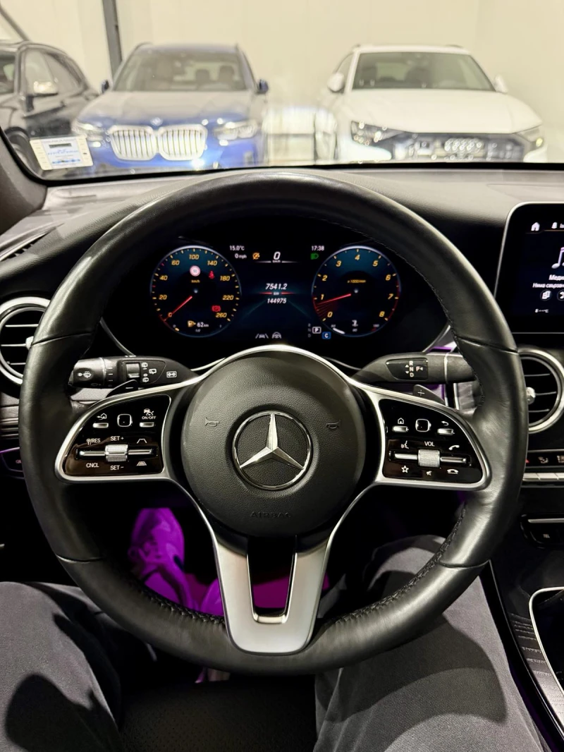 Mercedes-Benz GLC 300 4M AMG Night Package, снимка 13 - Автомобили и джипове - 52211039
