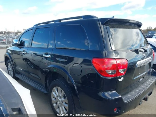 Toyota Sequoia 5.7 V8 4WD PLATINUM, снимка 13 - Автомобили и джипове - 48299746