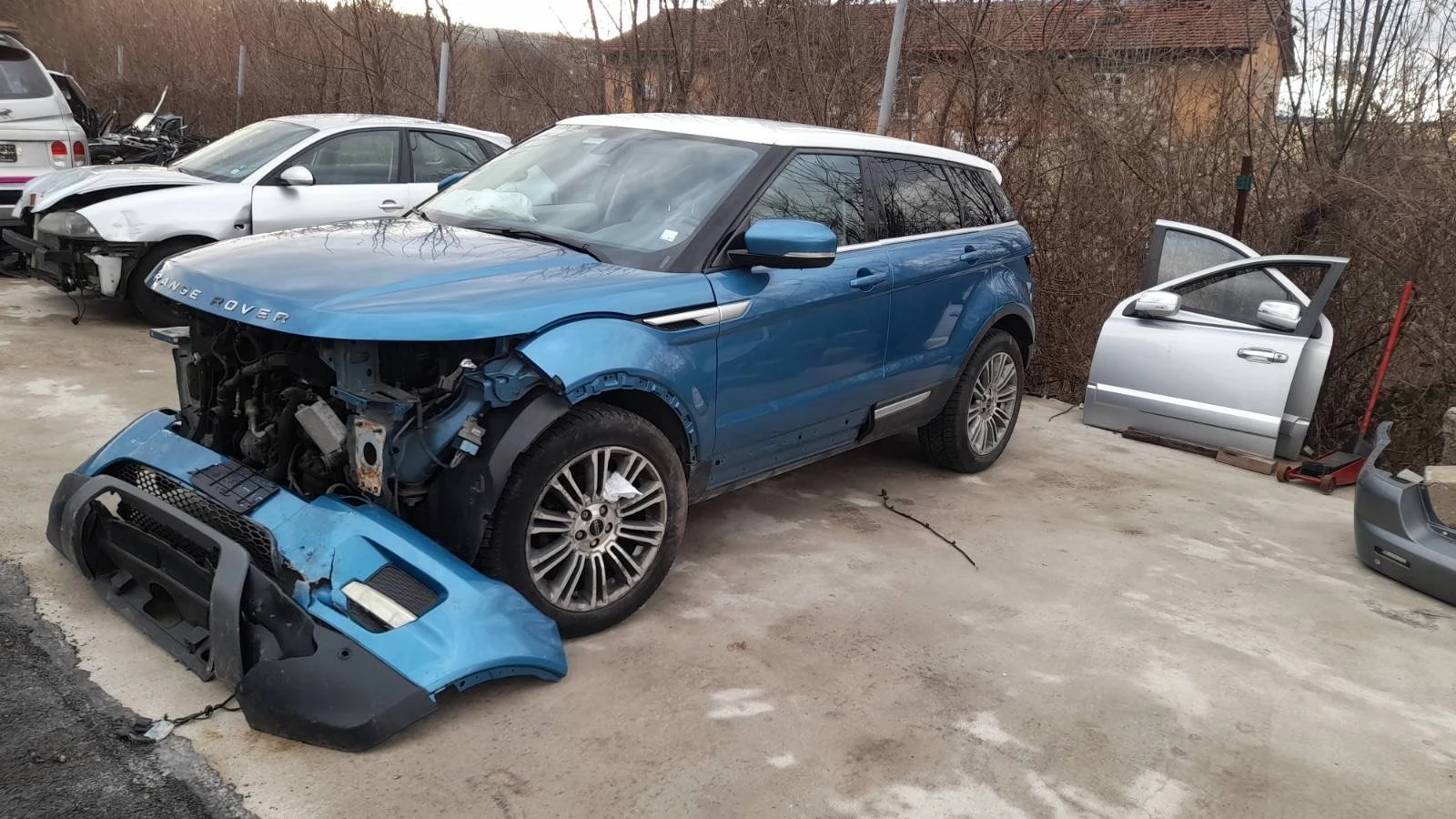 Land Rover Range Rover Evoque 2.2 На Части - изображение 2