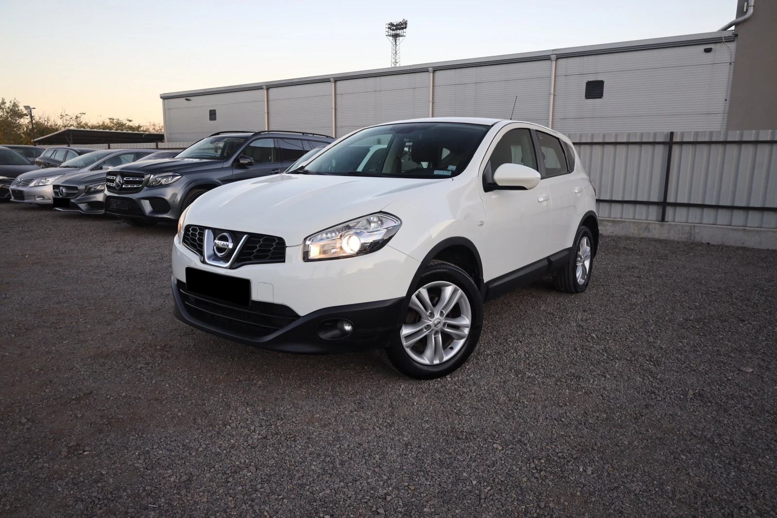 Nissan Qashqai 1.6 facelift Acenta ТЕМПОМАТ Клима #iCarbg @iCar_  - [1] 