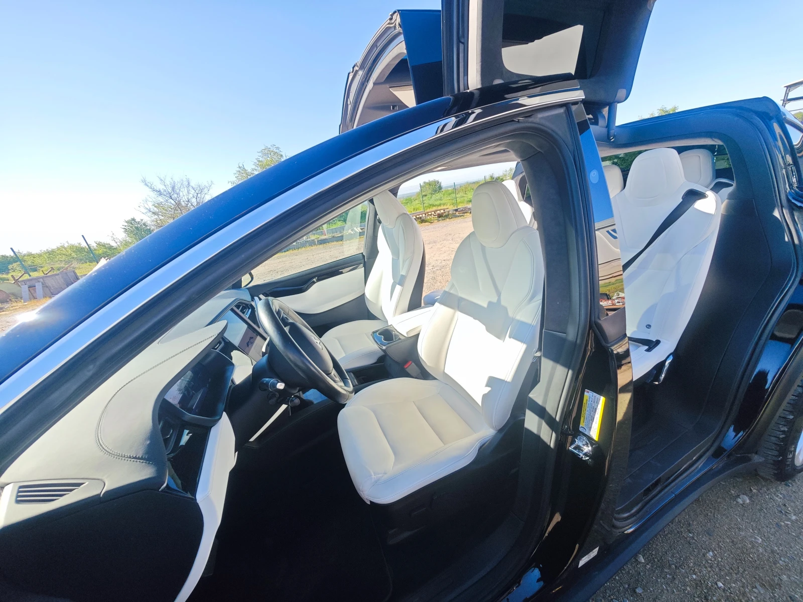 Tesla Model X 2020 - с регистрация - изображение 4