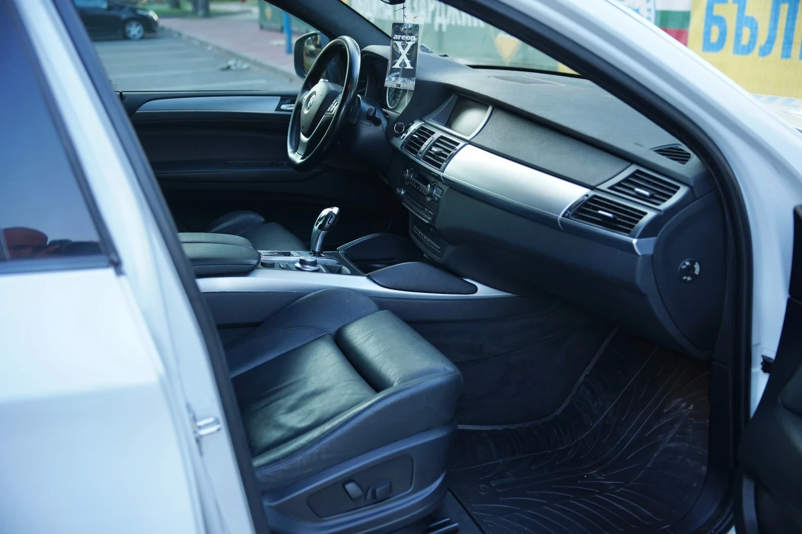 BMW X6 M57* 235кс* Черен салон* 20ки* Обслужена - изображение 10