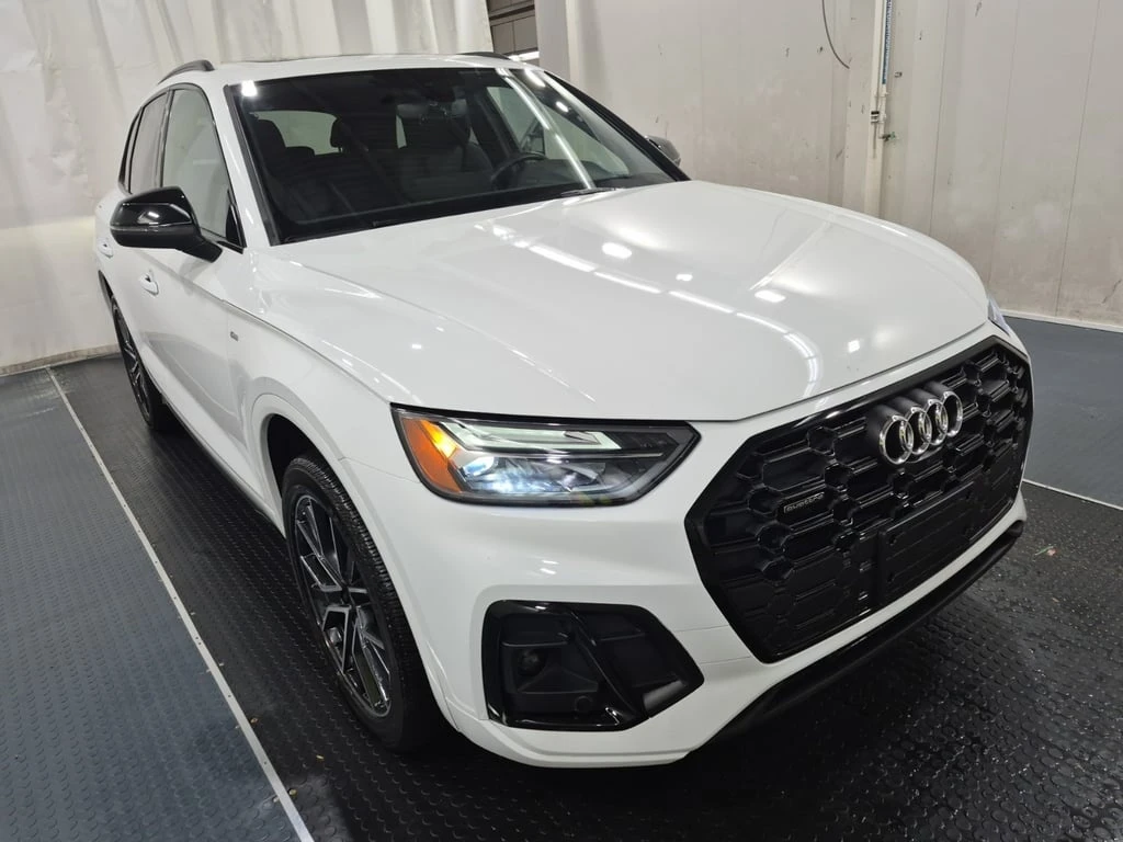 Audi Q5 * PROGRESSIV * CARFAX * БЕЗ ПЪРВОНАЧАЛНА ВНОСКА - изображение 3