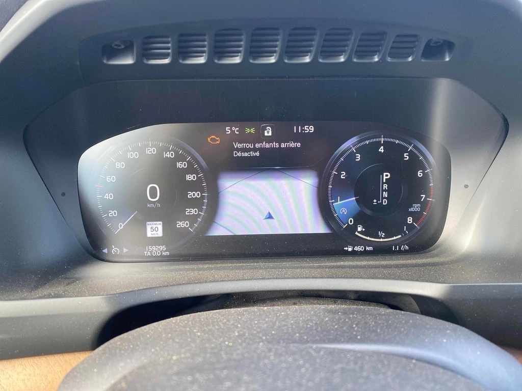 Volvo Xc90 * T6 Inscription * CARFAX * БЕЗ ПЪРВОНАЧАЛНА ВНОСК - изображение 8