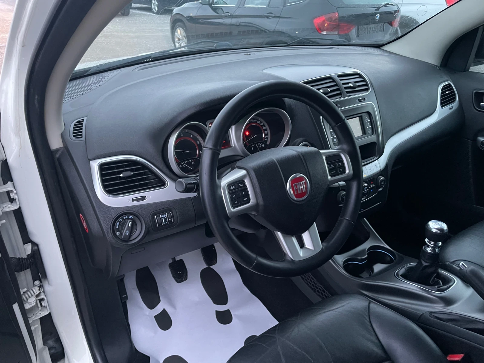 Fiat Freemont 2.0D 6+ 1 KEYLESS КОЖА - изображение 9