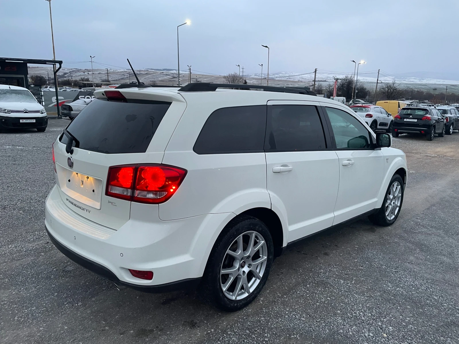 Fiat Freemont 2.0D 6+ 1 KEYLESS КОЖА - изображение 6