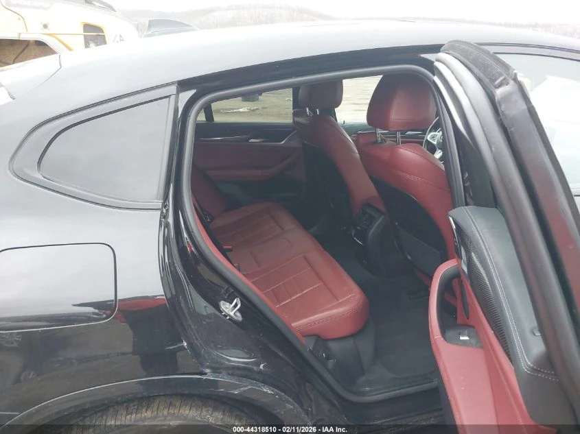 BMW X4 2.0l xDrive30I - изображение 8