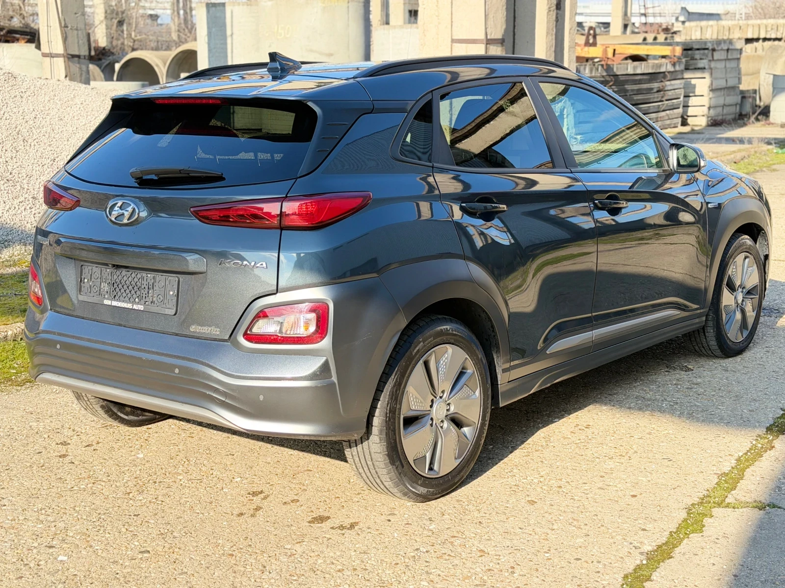 Hyundai Kona 64kw, снимка 4 - Автомобили и джипове - 54089288