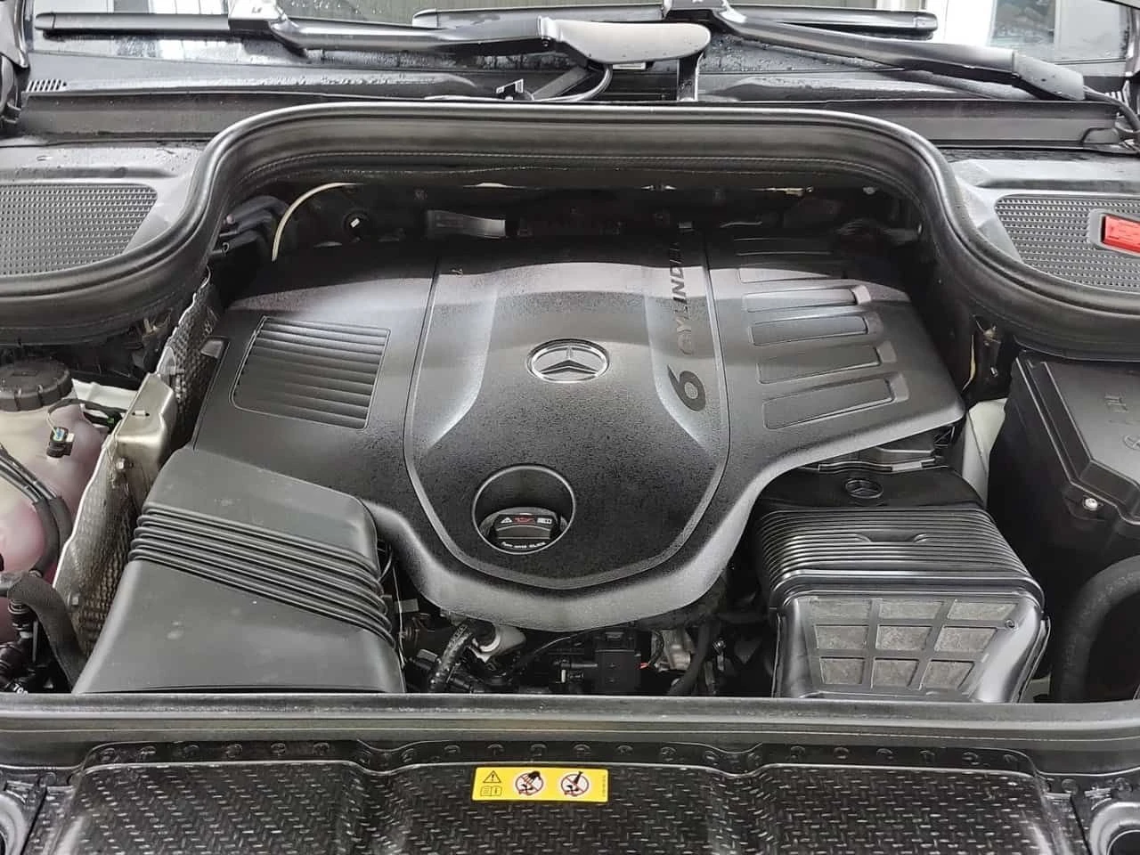 Mercedes-Benz GLE 450 AMG Line * 32k km! * CARFAX * , снимка 16 - Автомобили и джипове - 53913655