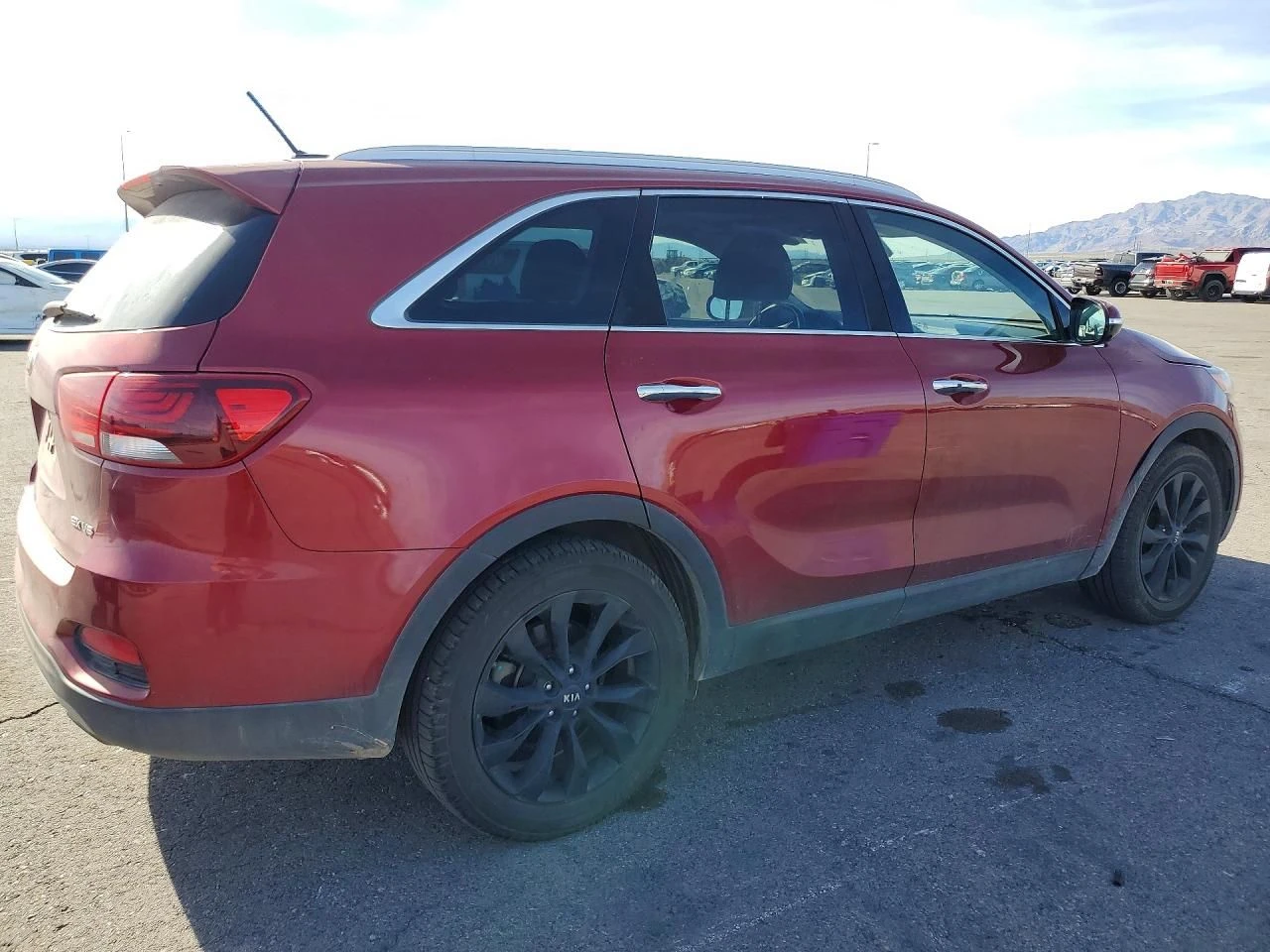 Kia Sorento, снимка 3 - Автомобили и джипове - 54631512