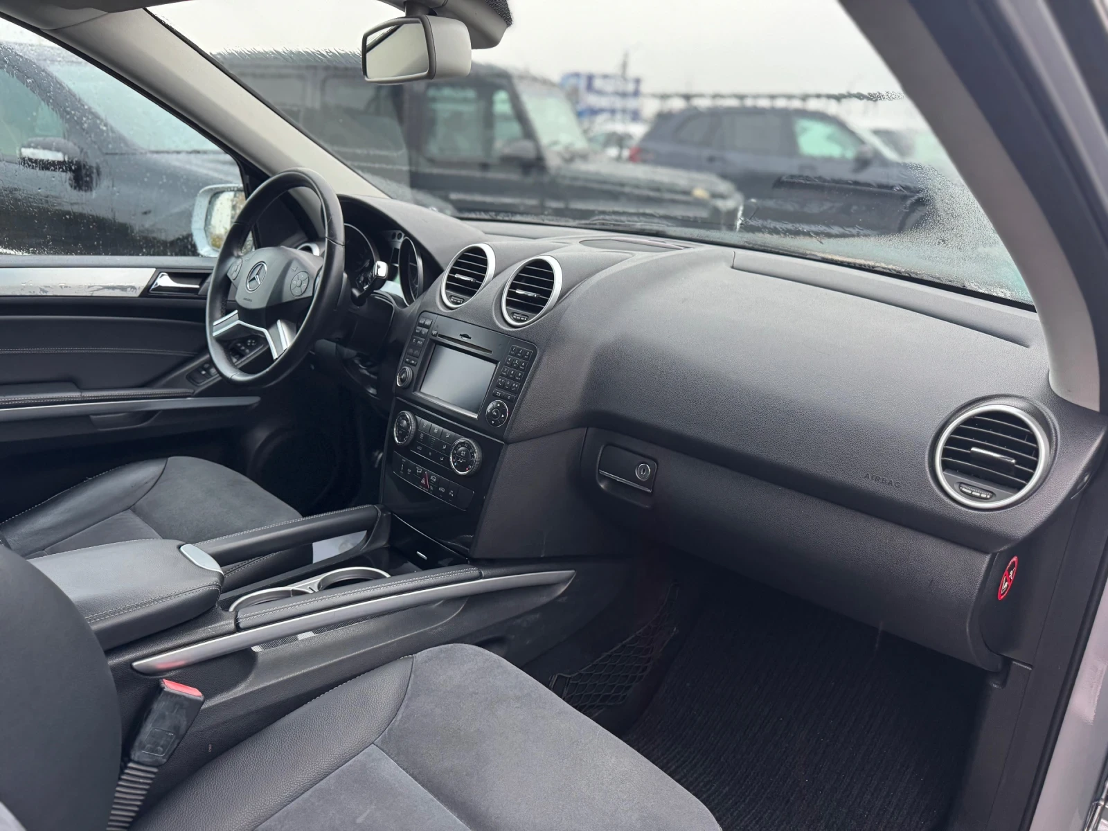 Mercedes-Benz ML 350, снимка 11 - Автомобили и джипове - 55307611