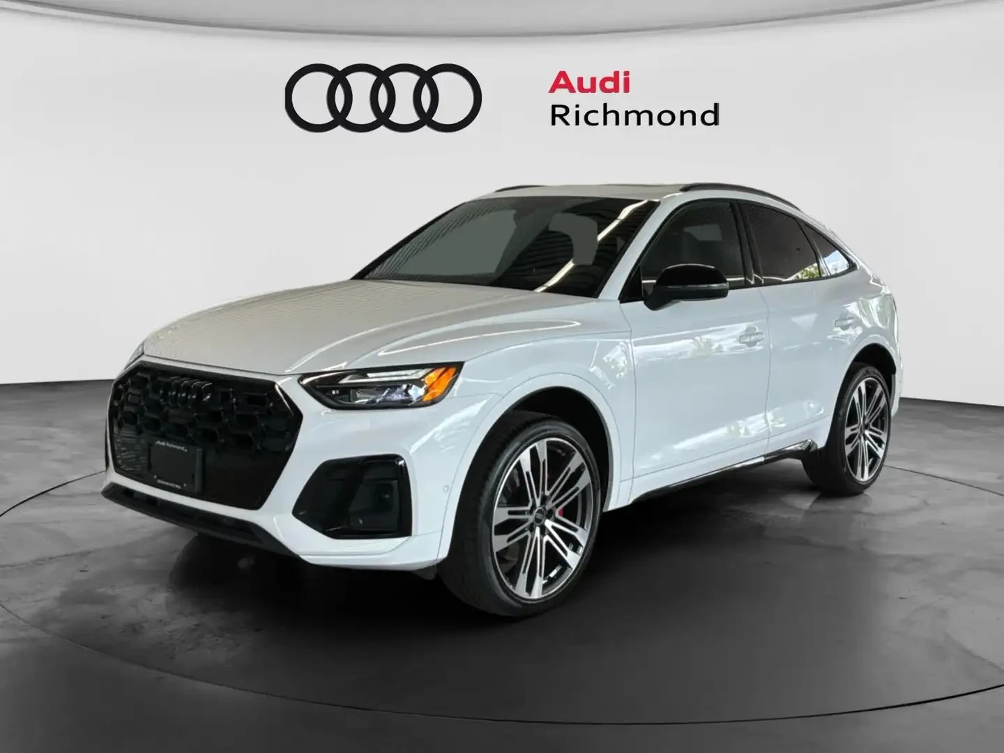 Audi SQ5 PROGRESSIV ЦЕНА ДО БЪЛГАРИЯ АВТОКРЕДИТ