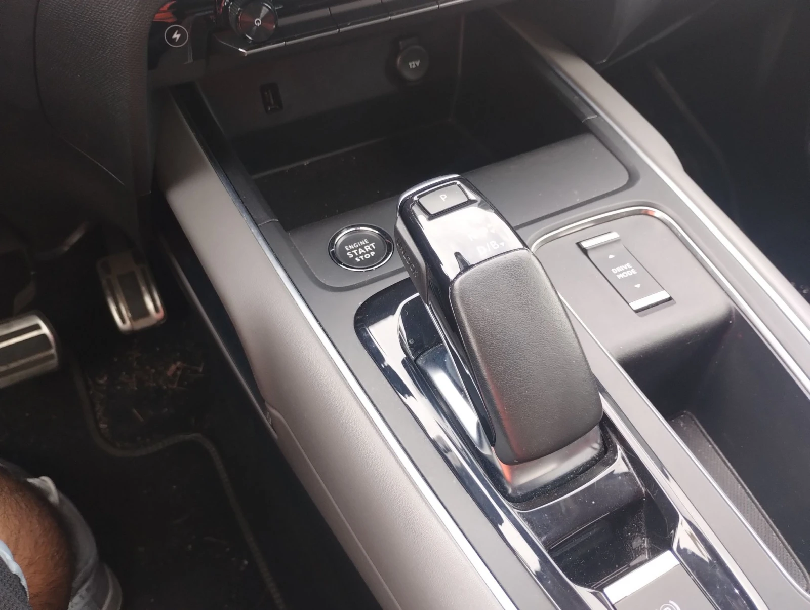 Citroen C5 Aircross 1.6 Shine, снимка 9 - Автомобили и джипове - 55475827