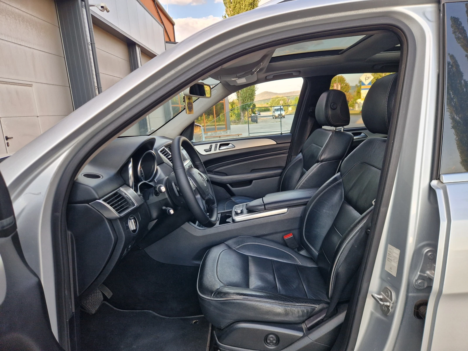 Mercedes-Benz ML 350 AMG Теглич Камера Лизинг , снимка 9 - Автомобили и джипове - 55669837