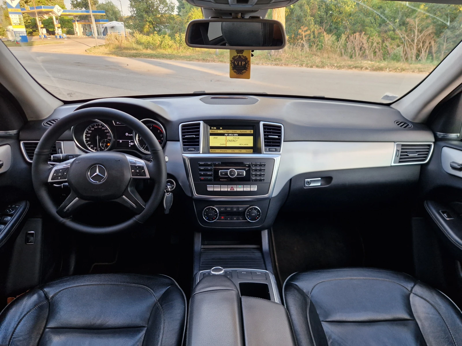 Mercedes-Benz ML 350 AMG Теглич Камера Лизинг , снимка 7 - Автомобили и джипове - 55669837