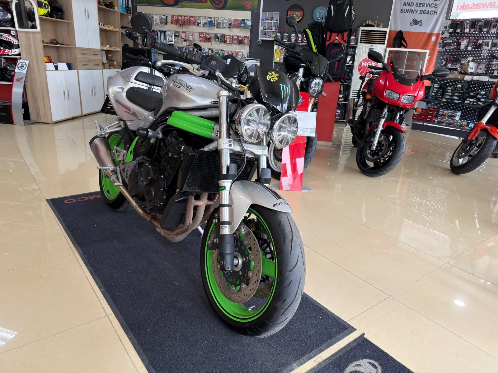 Triumph Speed Triple 955I - изображение 2