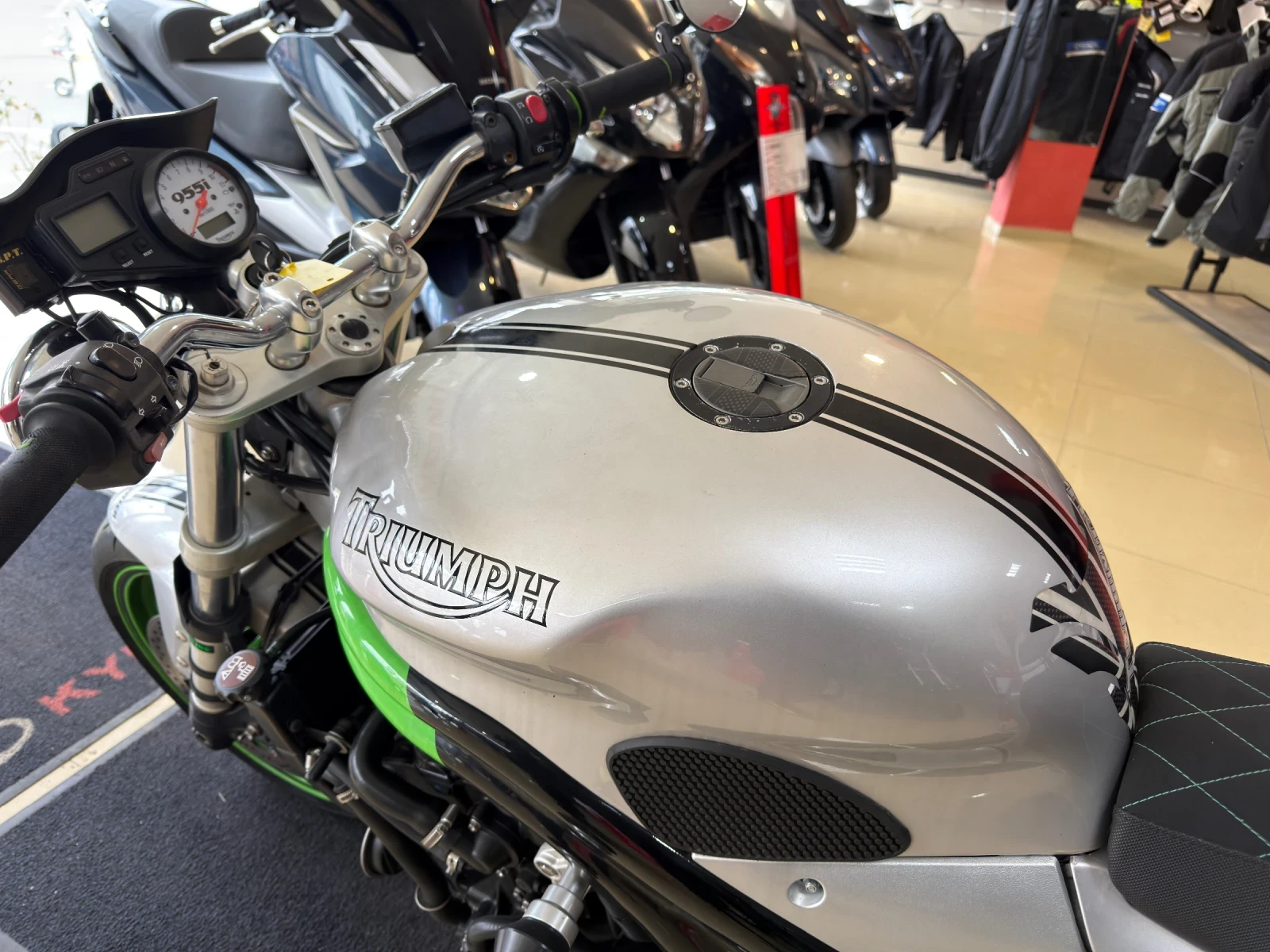 Triumph Speed Triple 955I | Mobile.bg � ����������� 16