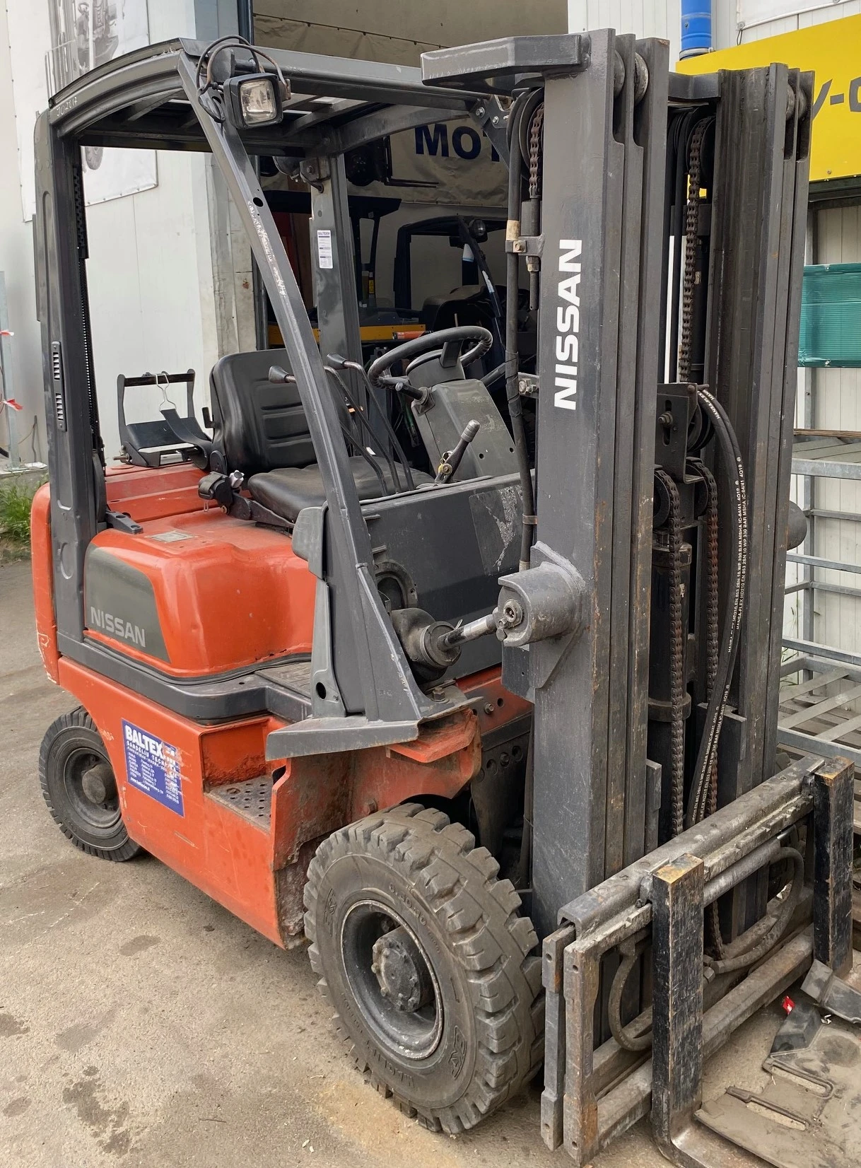  Nissan    | Mobile.bg   2