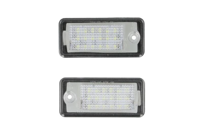 Плафон заден номер AUDI A3/A4/A6/A8/Q7 2004- К-Т. 2БР LED   8E0943021B / 8E0943022B / 4H0943021, снимка 1 - Части - 44821605