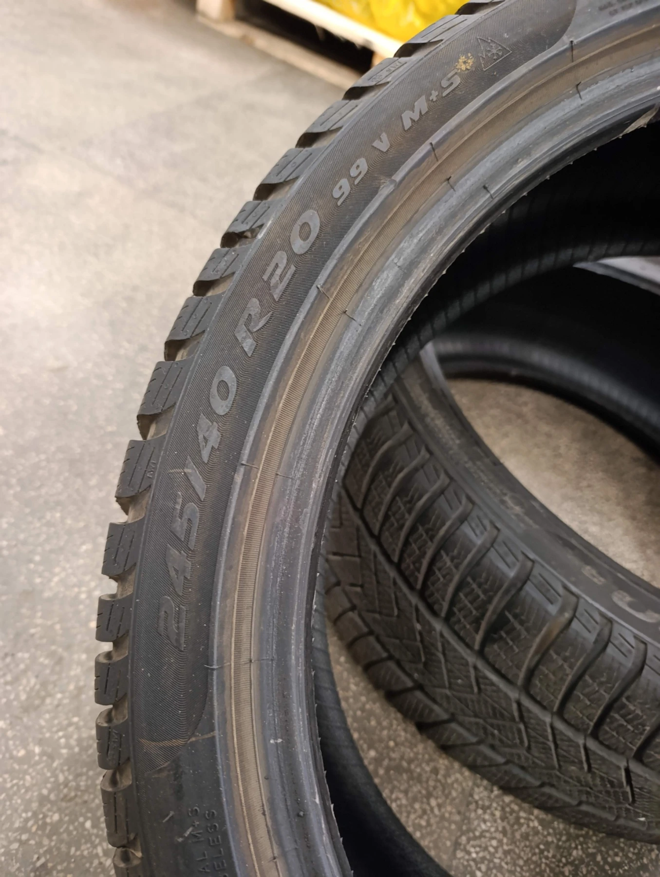 ���� 245/40R20 | Mobile.bg � ����������� 2