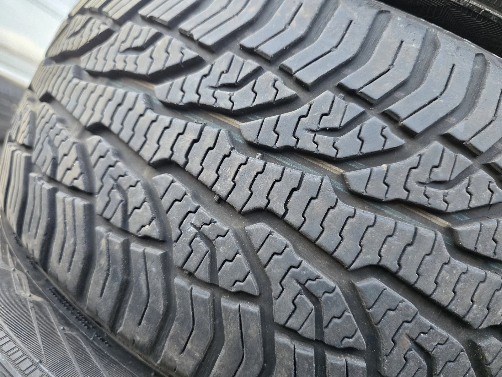 Гуми Всесезонни 195/50R15, снимка 5 - Гуми и джанти - 56732319