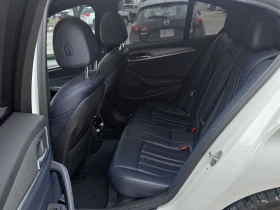 BMW 530 i xDrive/CARFAX/ШИБИДАХ/ПОДГРЕВИ, снимка 14