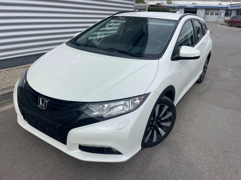 Honda Civic 1.6i-DTEC+ 120kc+ Камера+ Подгрев+ Xenon, снимка 1 - Автомобили и джипове - 46225126