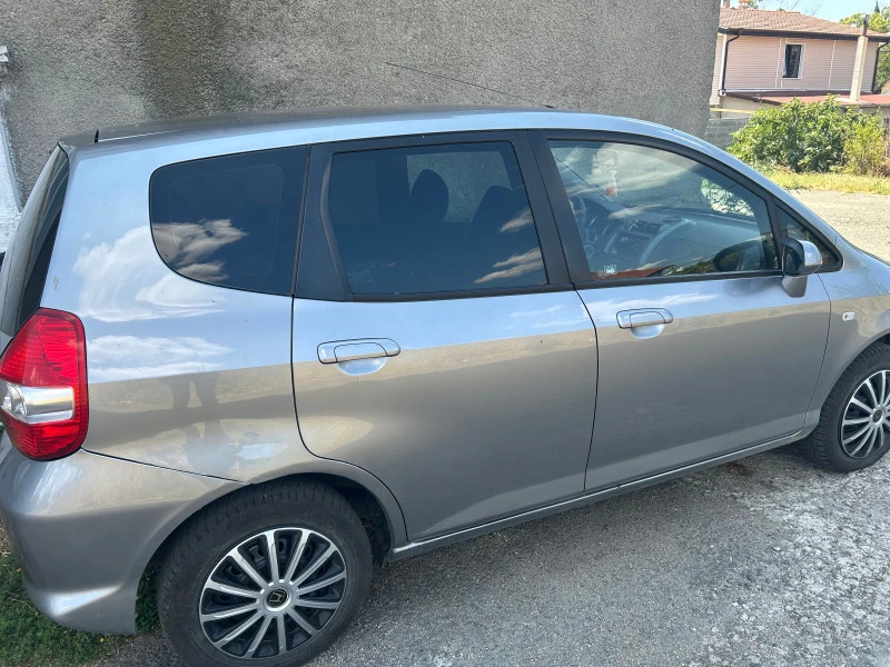 Honda Jazz, снимка 2 - Автомобили и джипове - 46713651