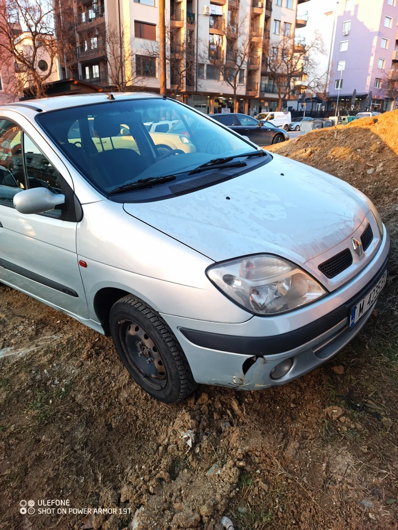 Renault Scenic 1, 6 16v бензин, снимка 3 - Автомобили и джипове - 49129212