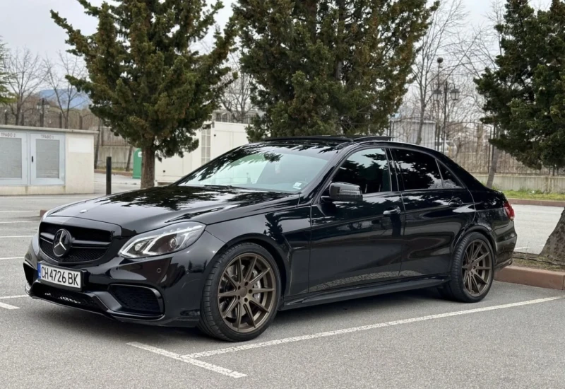 Mercedes-Benz E 63 AMG Възможност за лизинг!, снимка 3 - Автомобили и джипове - 49802071