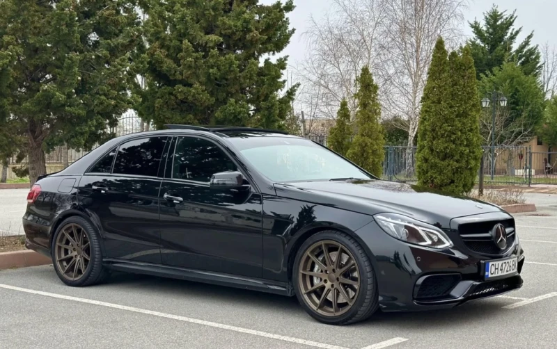 Mercedes-Benz E 63 AMG Възможност за лизинг!, снимка 2 - Автомобили и джипове - 49802071