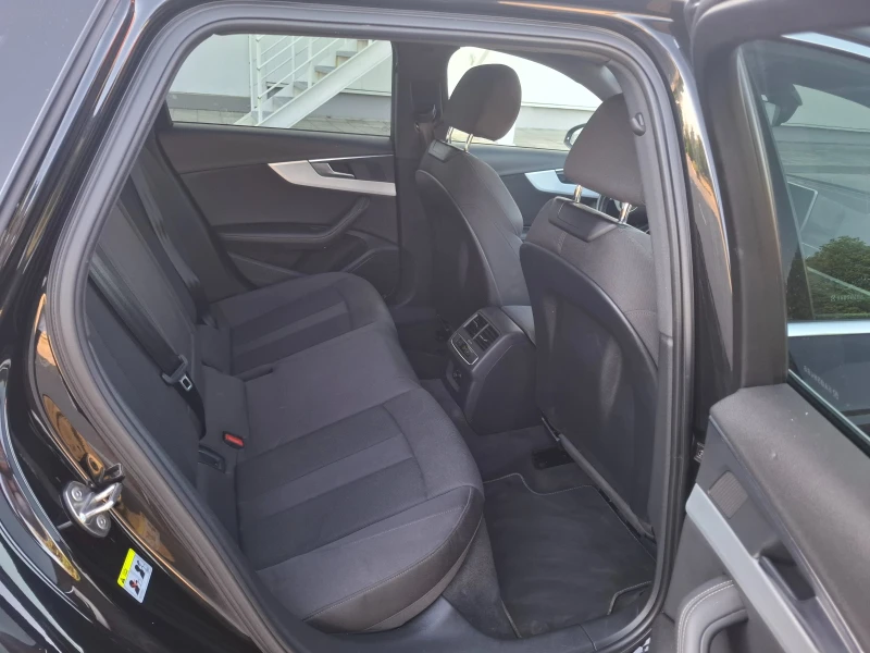 Audi A4 2.0tdi S-Line 4x4 Navi, снимка 10 - Автомобили и джипове - 51070001