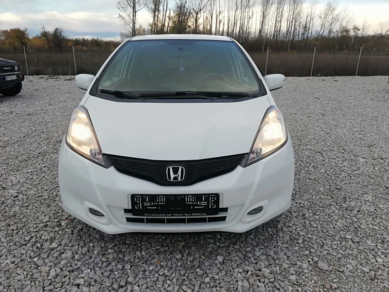 Honda Jazz 1.3i kli navi , снимка 2 - Автомобили и джипове - 51887386