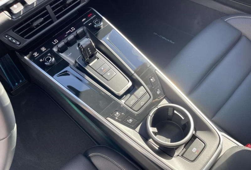 Porsche 911 992.2 CARRERA S/CABRIO/SPORT CHRONO/BOSE/360/LED/, снимка 15 - Автомобили и джипове - 52404184