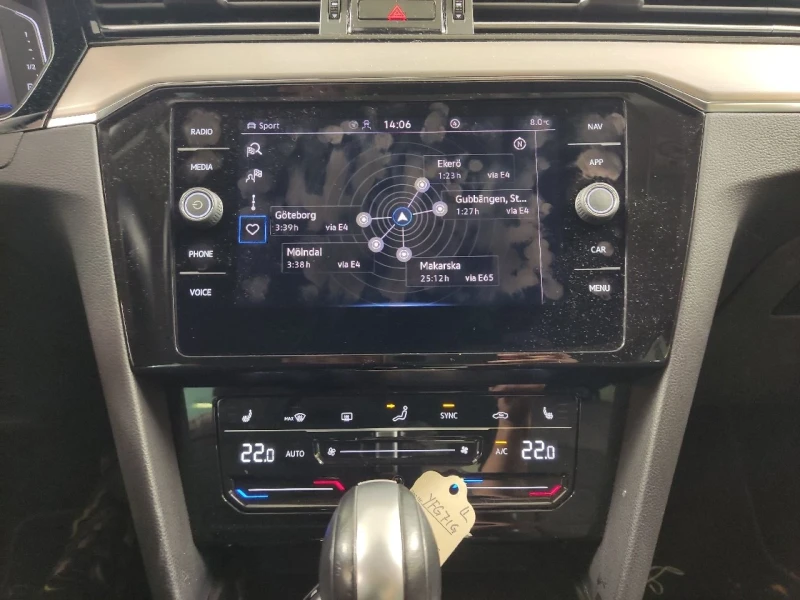 VW Passat VW Passat R-Line 2.0 TDI DSG 4Motion, снимка 8 - Автомобили и джипове - 52925331