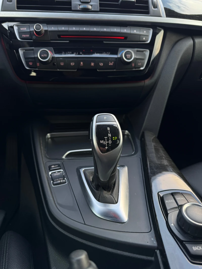 BMW 330 B48, снимка 14 - Автомобили и джипове - 52976122