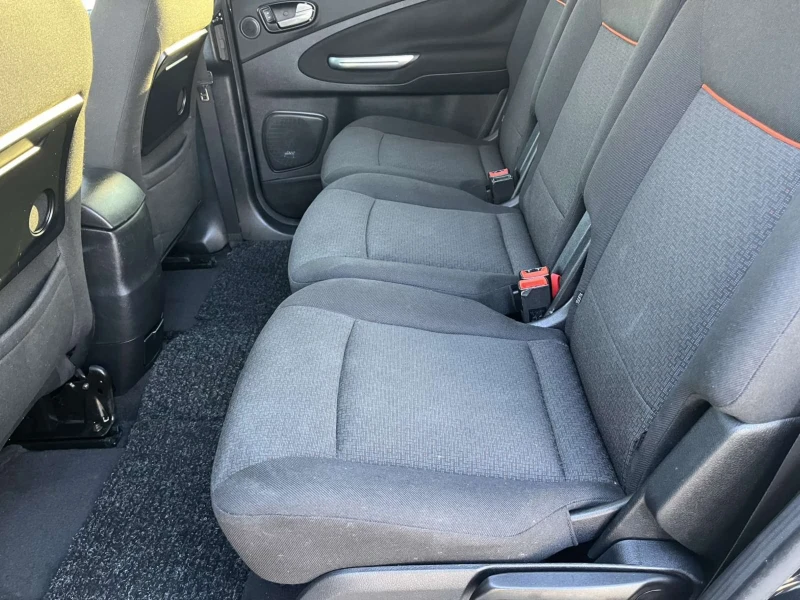 Ford Galaxy 2.0 7 места, снимка 17 - Автомобили и джипове - 53154738