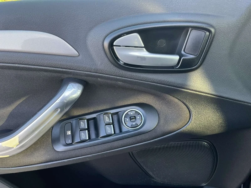 Ford Galaxy 2.0 7 места, снимка 13 - Автомобили и джипове - 53154738