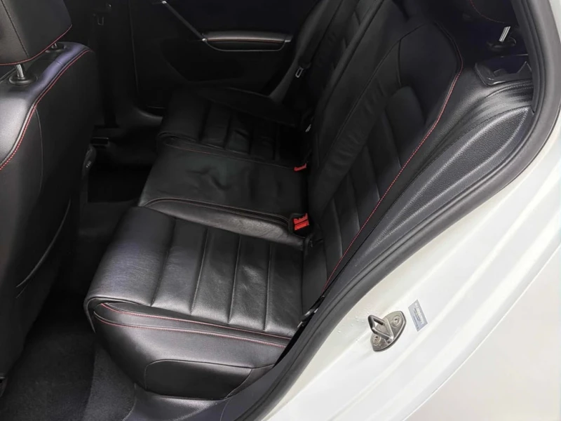 VW Golf * GTI * CARFAX * , снимка 13 - Автомобили и джипове - 53186873