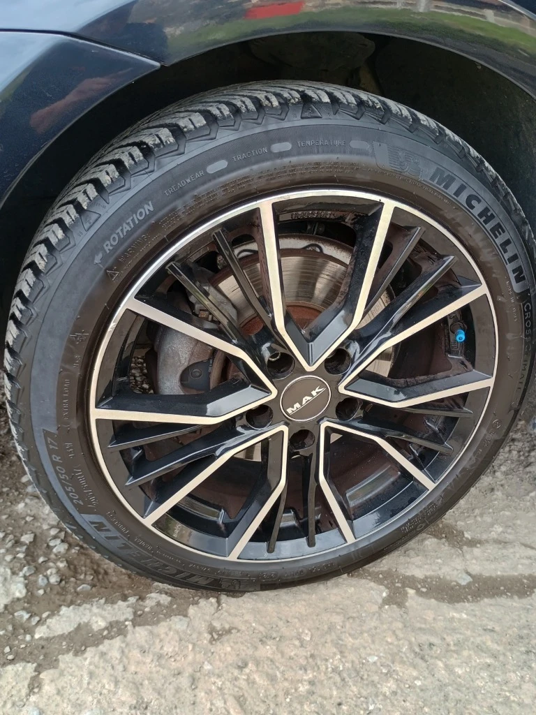 VW Golf 1.4JDI, снимка 6 - Автомобили и джипове - 54134060