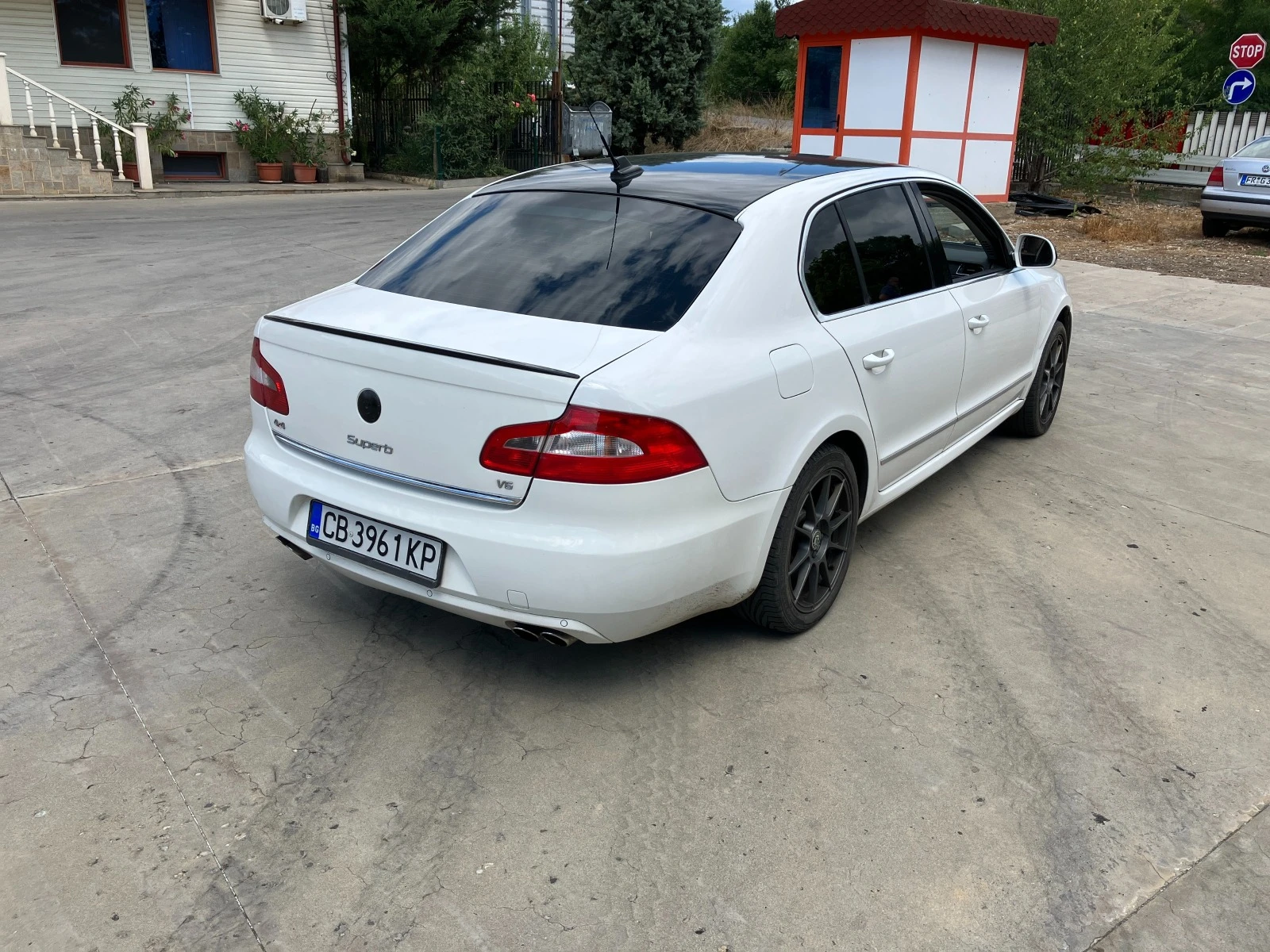 Skoda Superb 3.6 VR6 4х4 ГАЗ - изображение 4