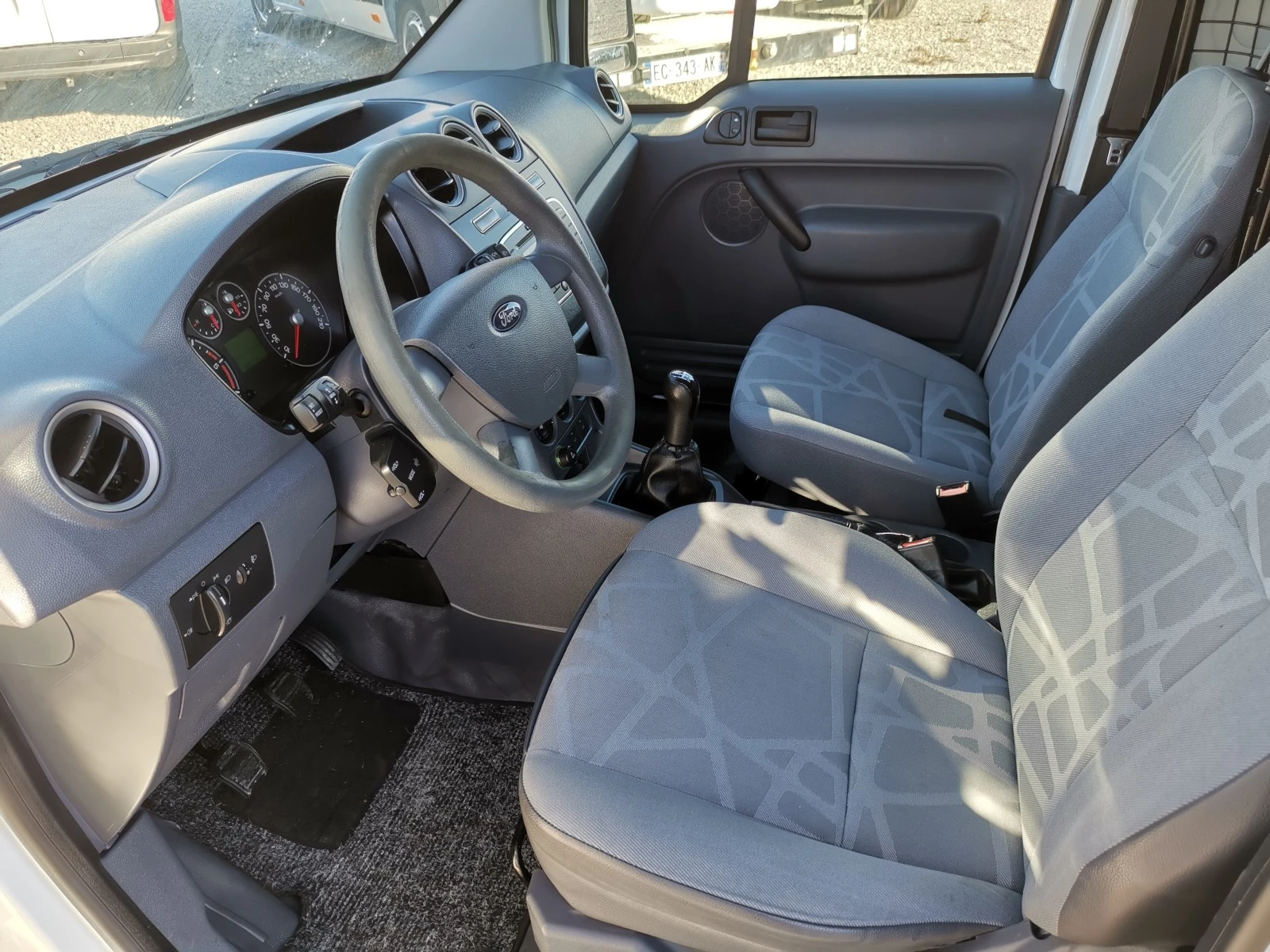 Ford Connect 1.8TDCi E5A - изображение 7