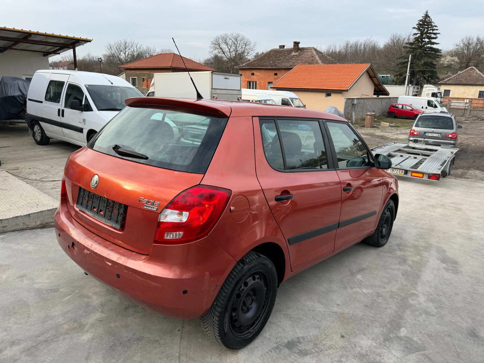 Skoda Fabia 1.2 бенз КЛИМАТИК - изображение 5