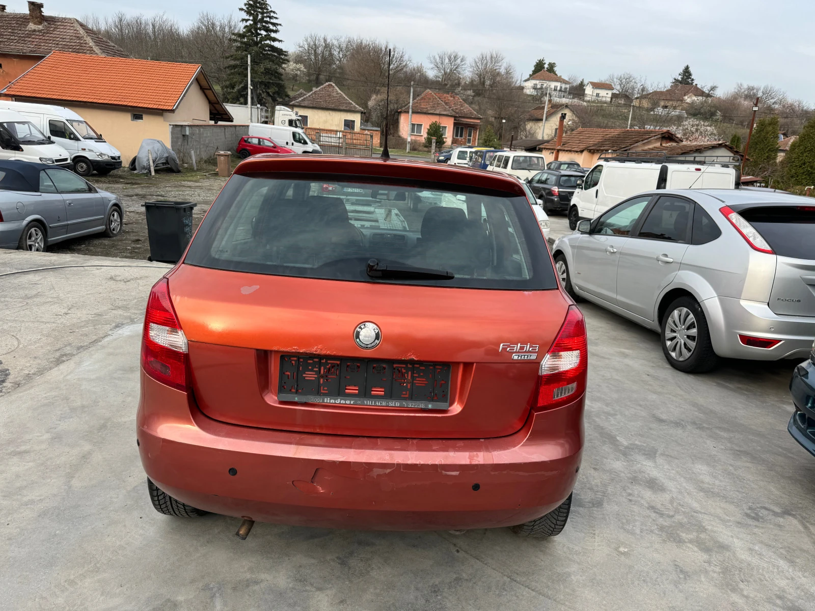 Skoda Fabia 1.2 бенз КЛИМАТИК - изображение 6