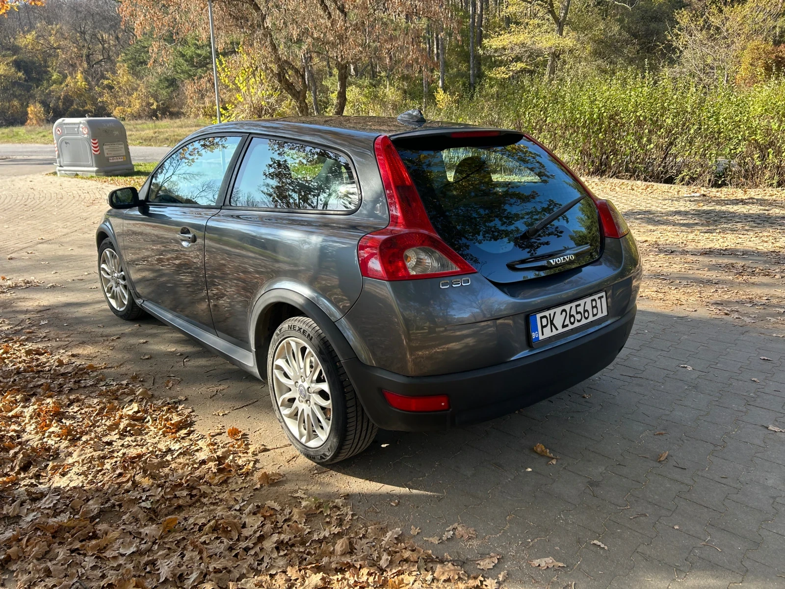 Volvo C30 2.0  - изображение 10