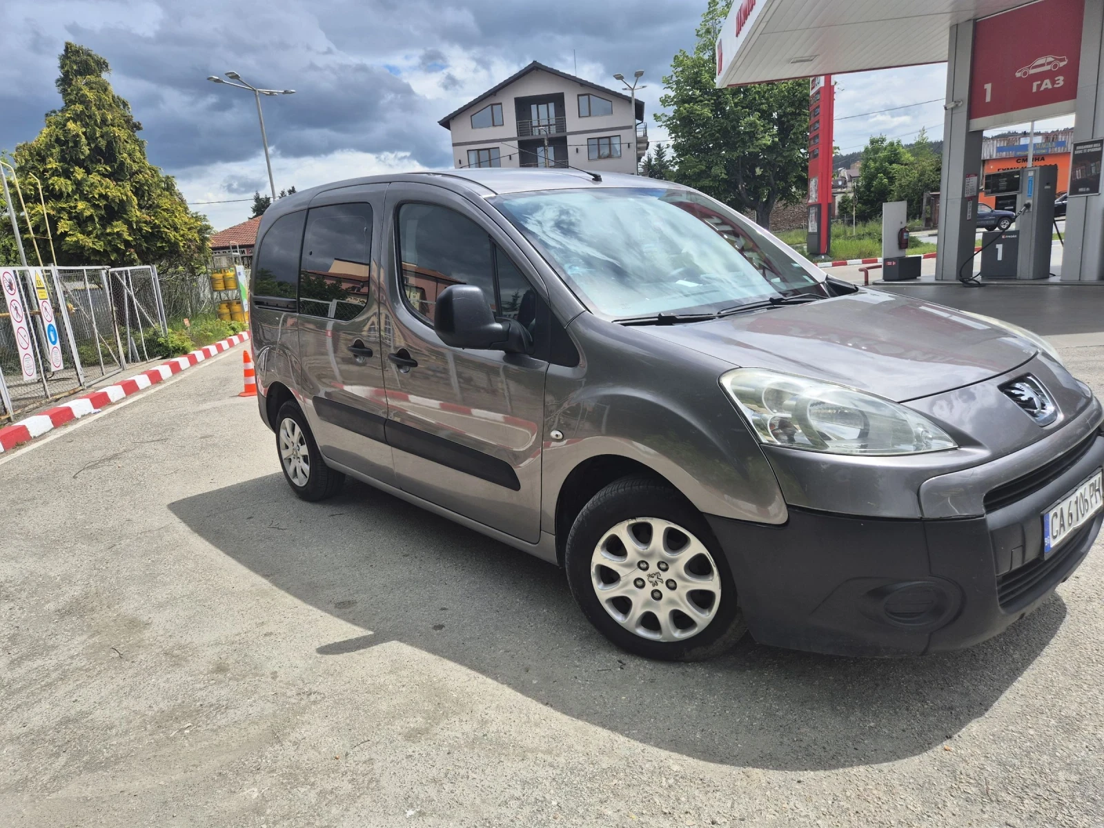 Peugeot Partner 1.6 HDi - изображение 8