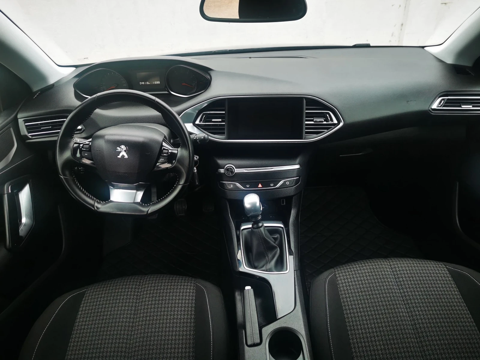 Peugeot 308 1.2 бензин - изображение 8